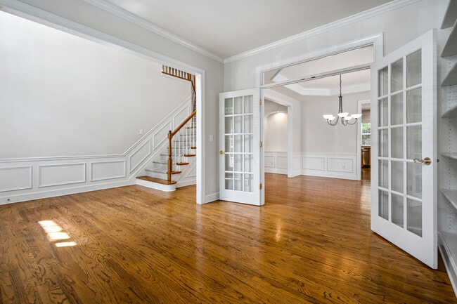 Building Photo - 2138 Wrights Mill Cir NE