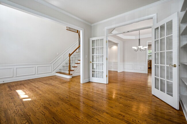 Foto del edificio - 2138 Wrights Mill Cir NE