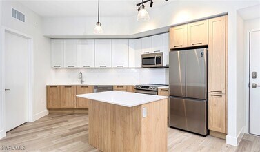 Building Photo - 22980 Vista Edera Cir