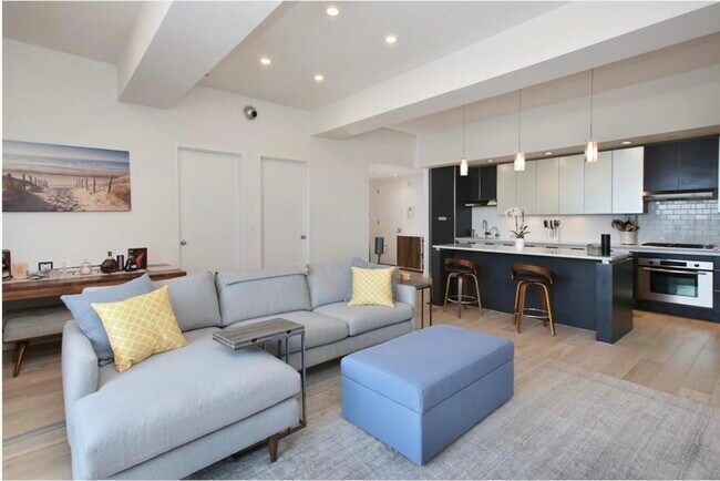 Foto del edificio - 145 Dorchester St