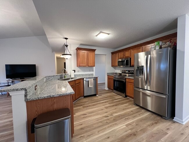 Building Photo - 5343 Tidewater Dr