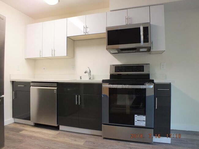 Foto del edificio - 12544 15th Ave NE