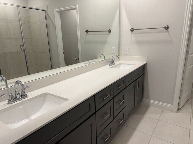 Foto del edificio - 3640 Lillian Ct