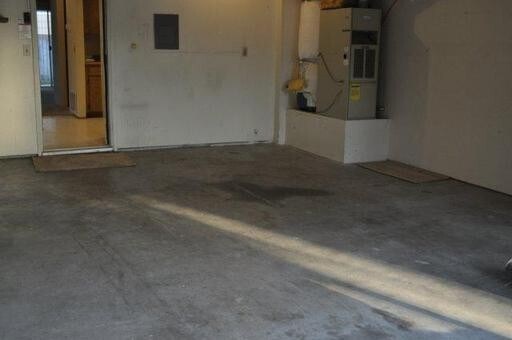 Foto del edificio - Spacious 3-Bedroom Duplex in Spring Valley