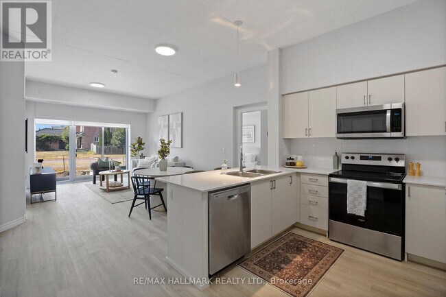 Building Photo - 70 Dean Ave