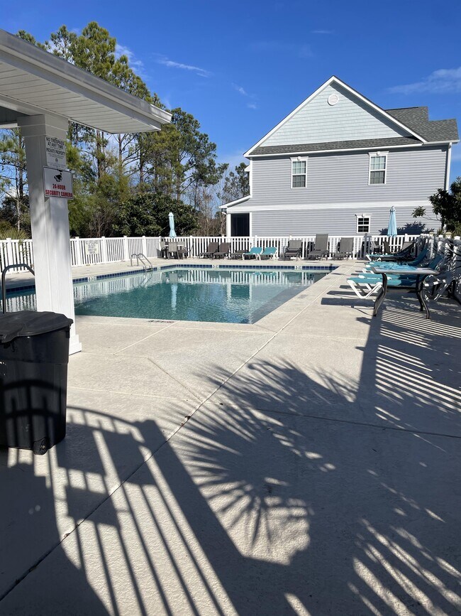 Foto del edificio - 1779 Low Country Pl
