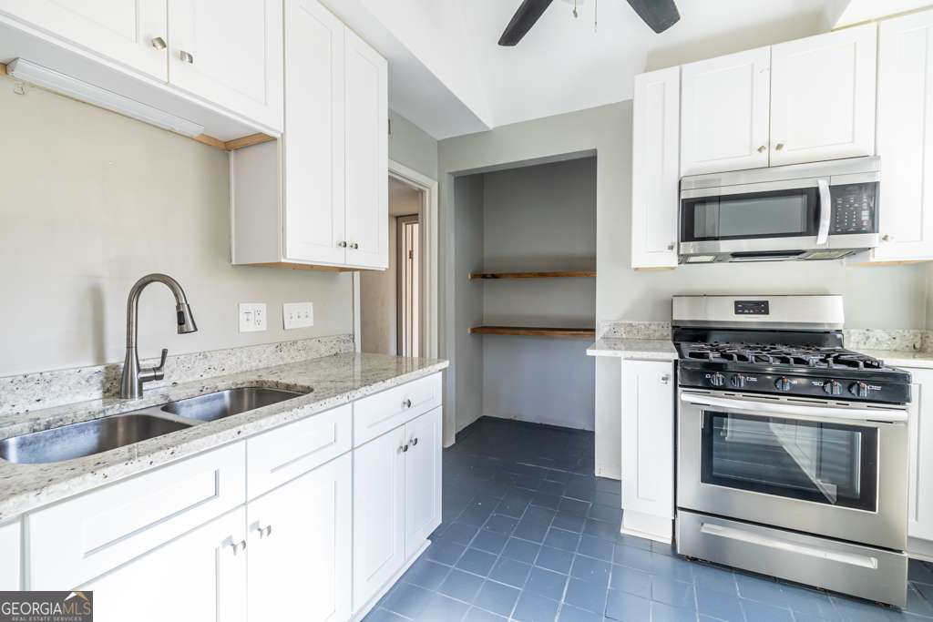 Primary Photo - 1570 Spring Ln NW