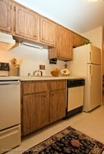 Gardner Lake Village photo'