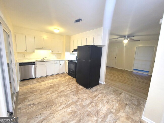 Foto del edificio - 421 Willow Ave