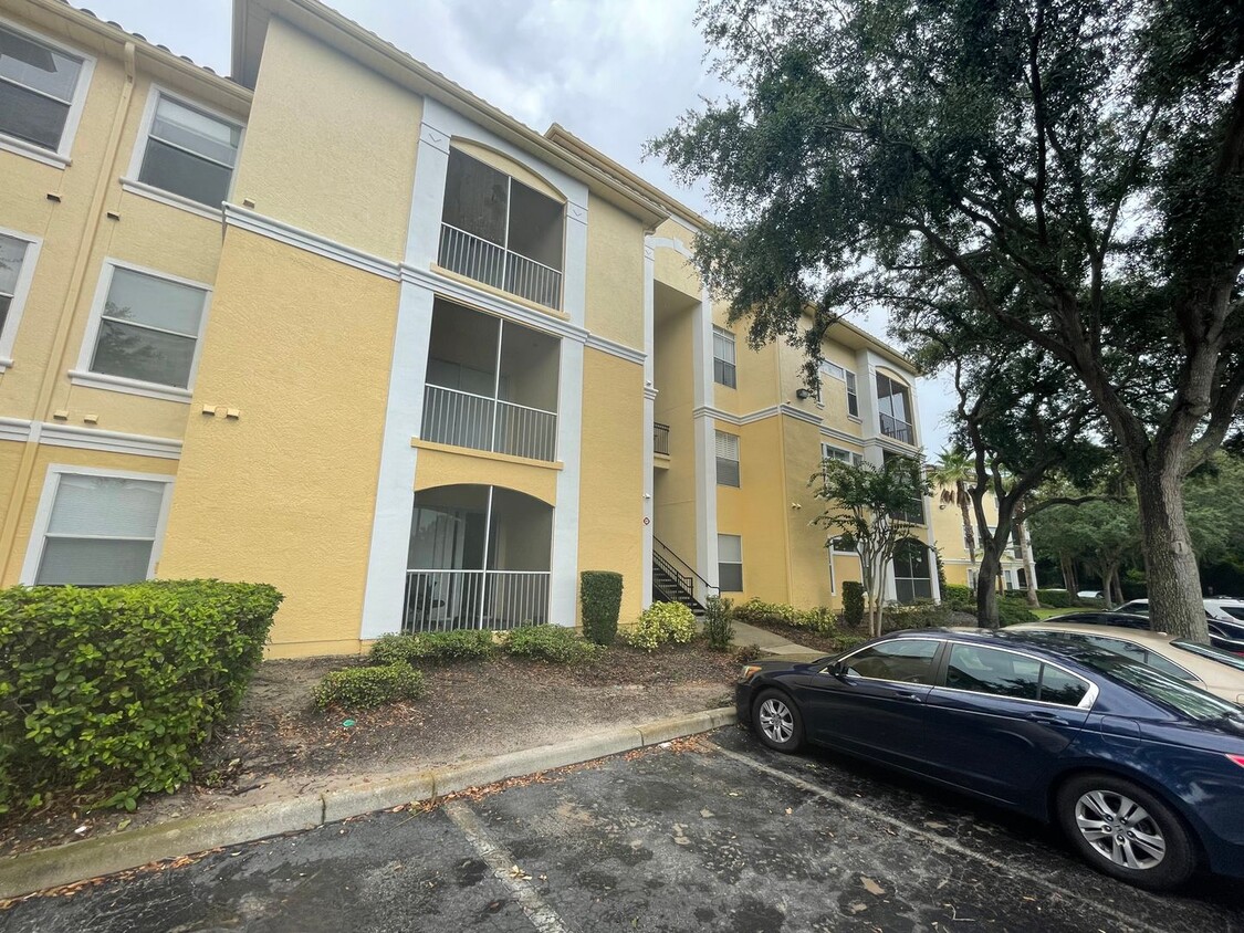 Primary Photo - 2BD/2BA Visconti Condo with Lake Views!