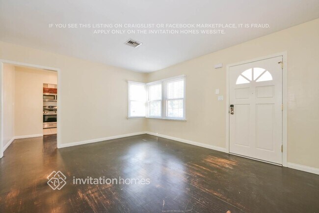 Foto del edificio - 2112 N Screenland Dr