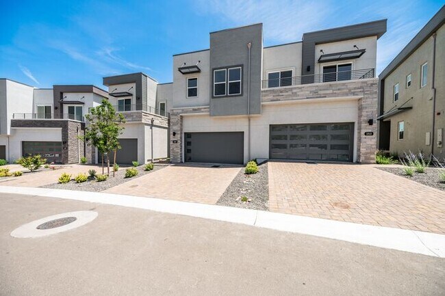 Building Photo - 50% Off Your First Full Month of Rent for ...