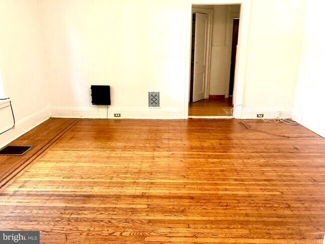 Foto del edificio - 5213 Greene St