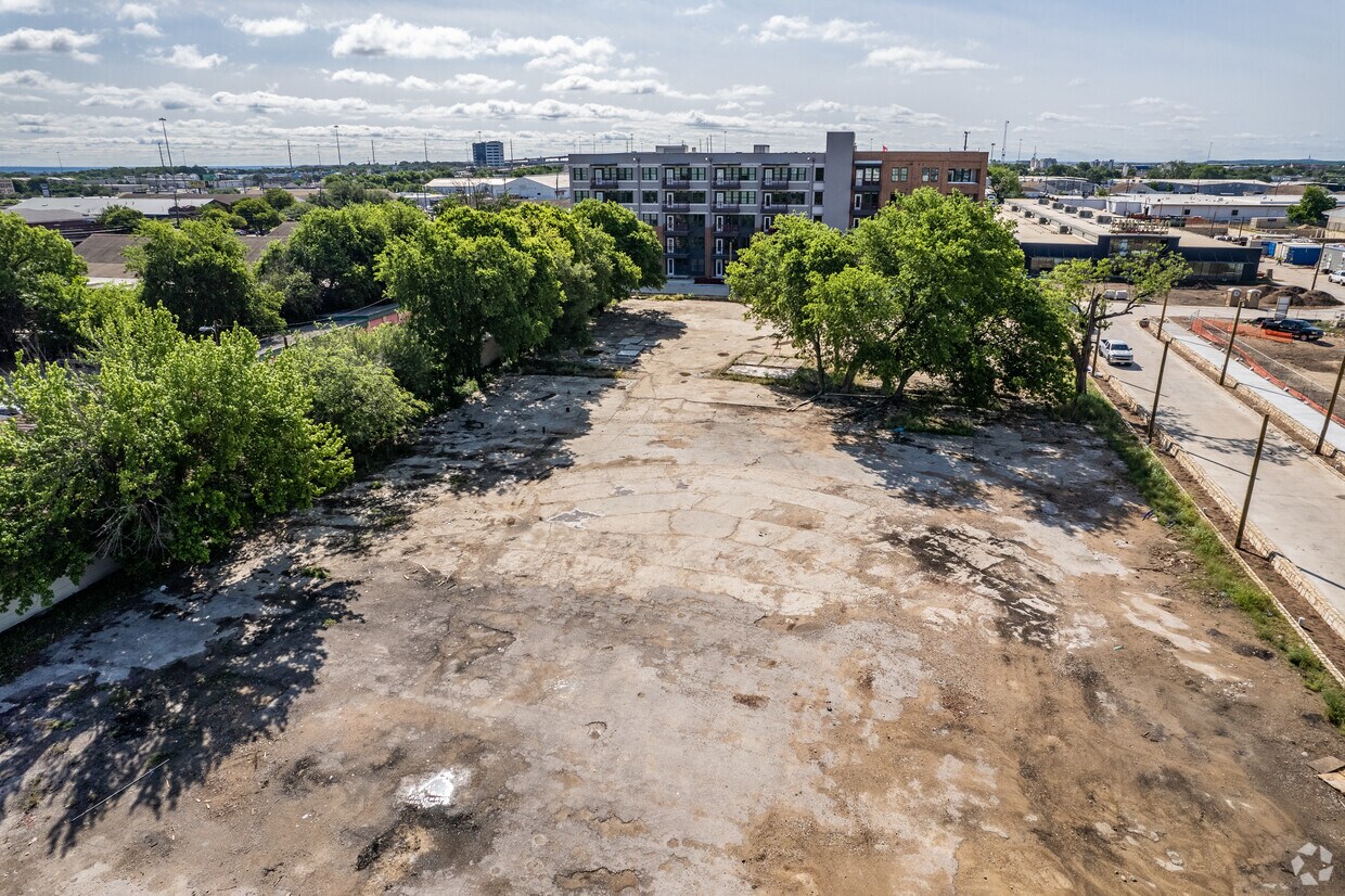 May 2022 - Congress Lofts