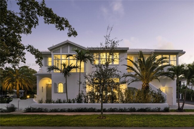 Building Photo - 3400 Ponce de Leon Blvd