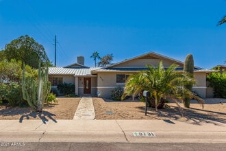 Building Photo - 8731 E Minnezona Ave