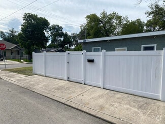 Building Photo - 5415 Buena Vista St