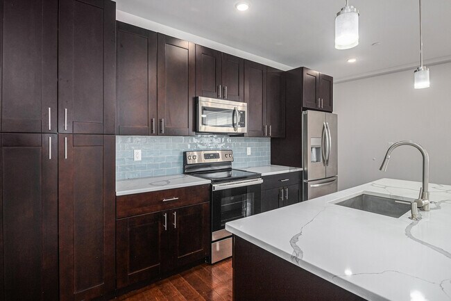 Foto del edificio - 1853 Hoffman St