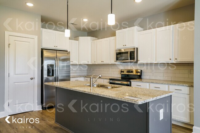 Foto del edificio - 3708 Oak Leaf Wy
