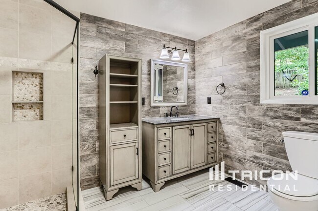 Foto del edificio - 1250 Hemlock St
