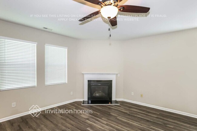 Foto del edificio - 212 Sycamore Creek Rd