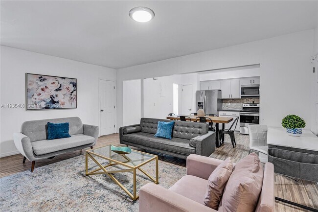 Foto del edificio - 977 SW 10th St