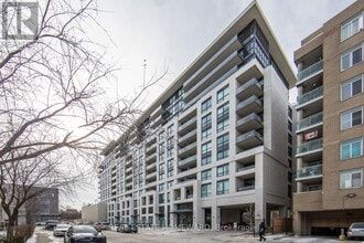 Building Photo - 8 Trent Ave