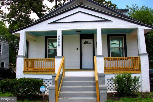 Foto del edificio - 6008 Addison Rd