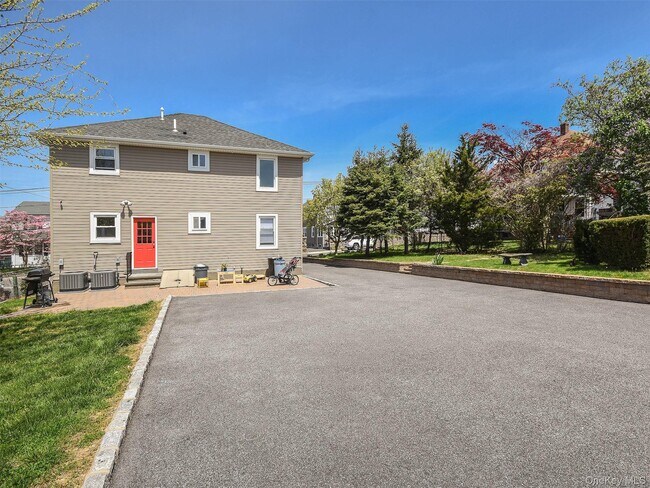 Foto del edificio - 22 1st St