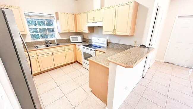 Building Photo - 1434 Hawthorne Pl