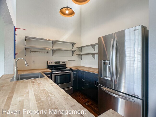 Building Photo - 2 br, 2 bath House - 1002 S 312th St #133