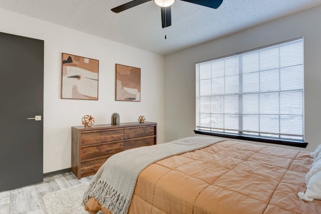 A1_1x1_Reno_BED.png - Ranch at 1856 Apartments