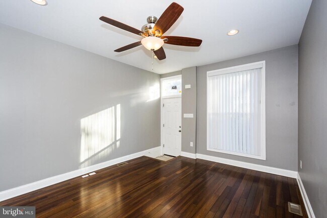 Foto del edificio - 1604 Webster St