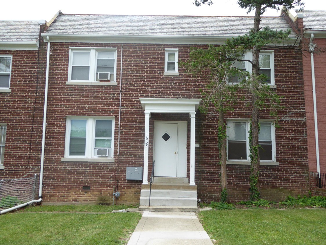 1633 Trinidad Ave NE Unit 2, Washington, DC 20002 Apartment for Rent in Washington, DC
