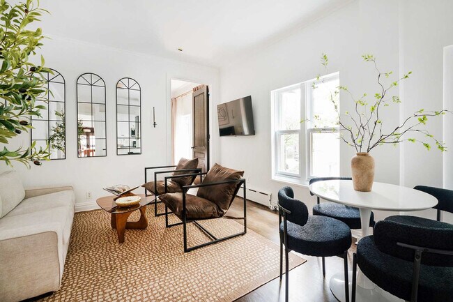 Foto del edificio - 10 5th Ave