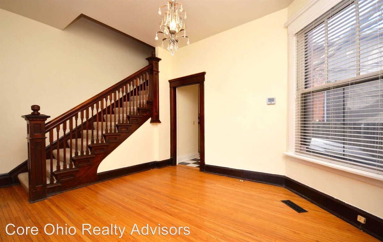 Foto principal - 42 W Hubbard Ave