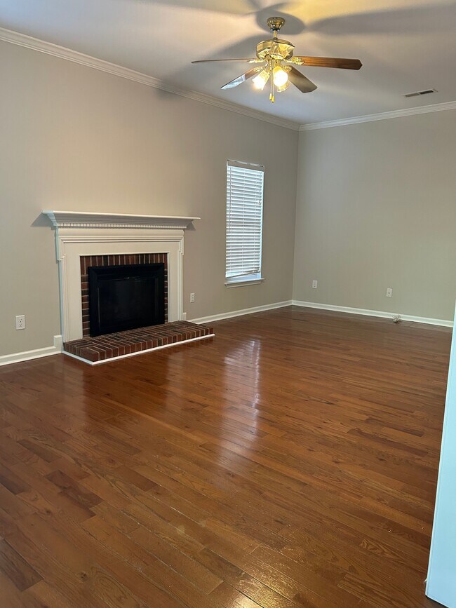 Foto del edificio - 226 Windsong Dr