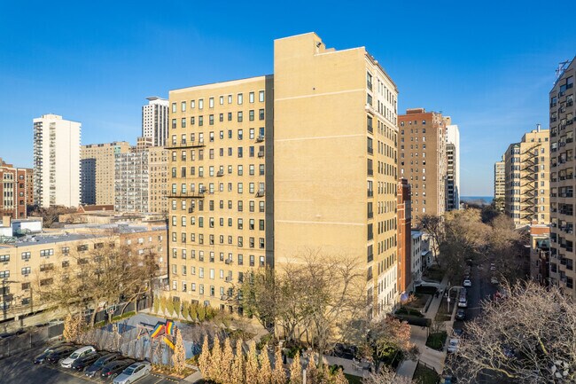 Foto del edificio - 442 W Wellington Ave