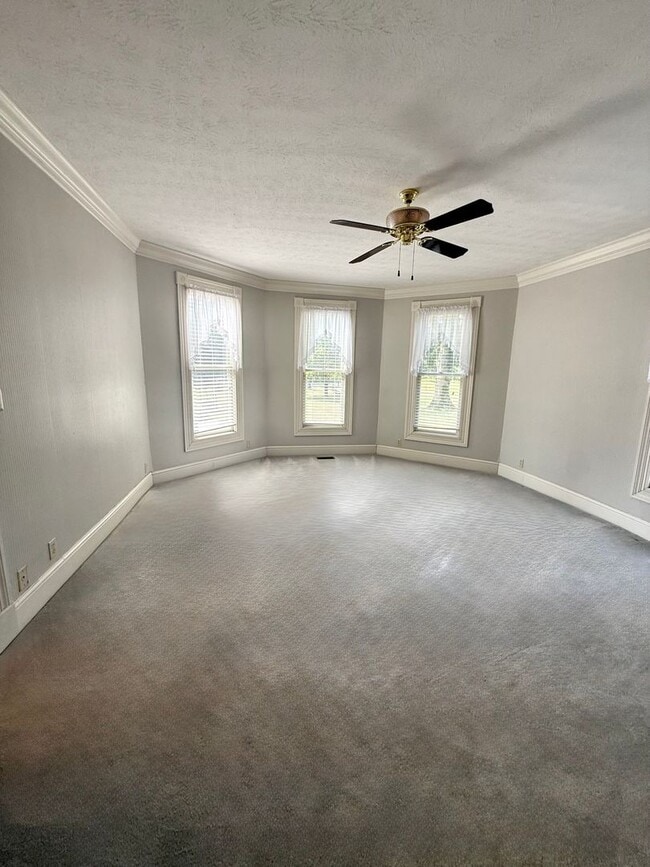Building Photo - Historic Southern Estate on 127 Acres with...