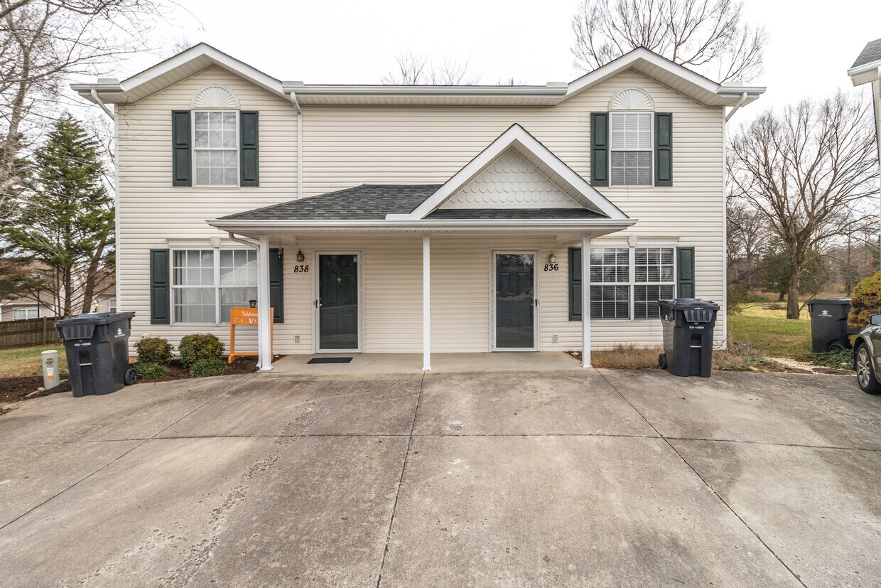 Photo - 836 Duchess Way (Knoxville, TN)