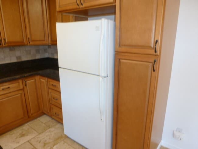 Foto del edificio - Four Bedroom, Two Bath, Two Car Garage Rem...