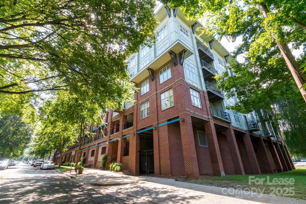 Foto principal - 1101 1st St
