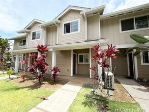 Building Photo - 443 Manawai St