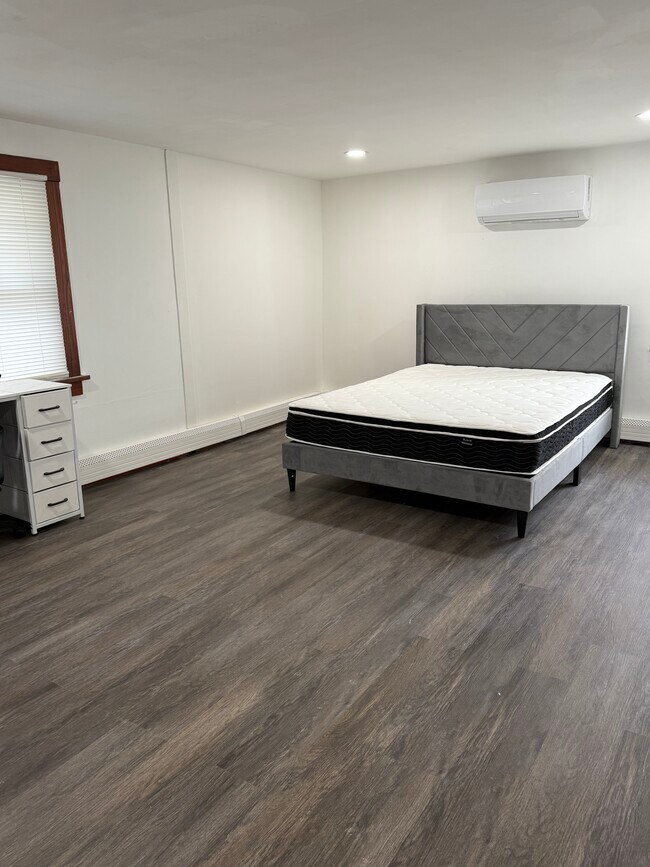 Foto del edificio - 170 Walker Hill Rd