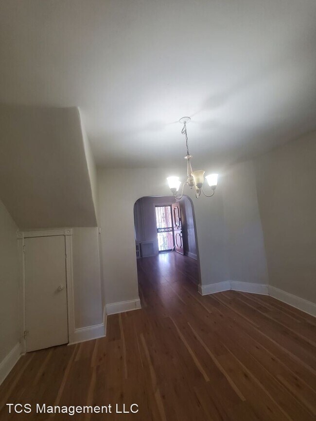 Foto del edificio - 3 br, 1 bath House - 464 E Cosgrove St