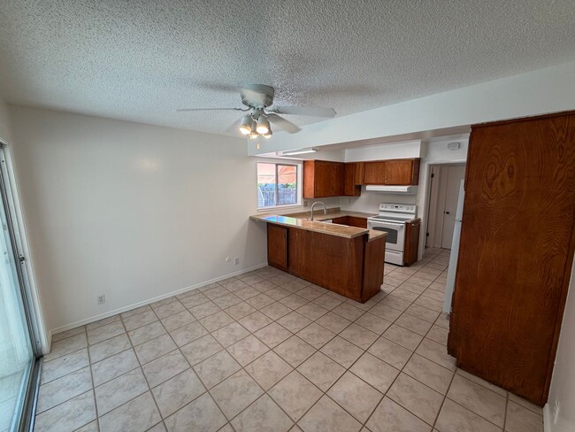 Building Photo - 3 Bedroom | 1.5 Bathroom | Single Family Home in Carmichael