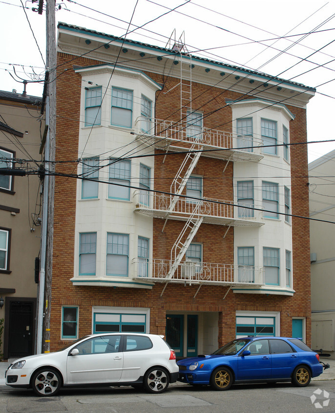 Building Photo - 578 26th Ave