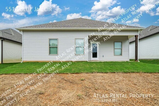 Foto del edificio - 5512 Blue Jay Cir