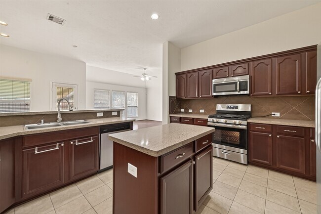 Foto del edificio - 9202 Sorrell Hollow Ln