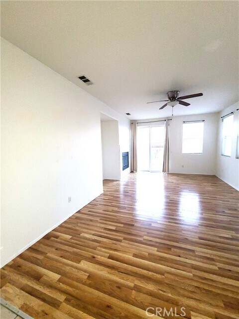 Foto del edificio - 14344 Honey Hill St